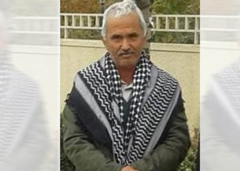 Arazisindeki taşları temizletirken iş makinesinin altında kalıp, öldü