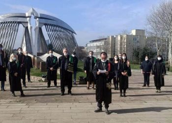İTÜ’lü akademisyenlerden Boğaziçi’ne destek