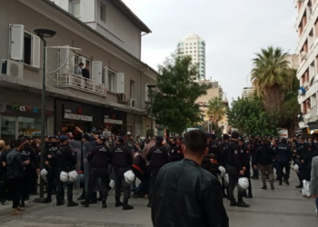 İzmir’de Boğaziçi ile dayanışma açıklamasına müdahale: 77 gözaltı