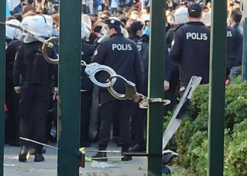 Liseli öğrencilerden Boğaziçi ile dayanışma mesajı