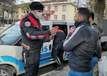 Kısıtlamaya uymayan 31 bin 197 kişiye ceza kesildi