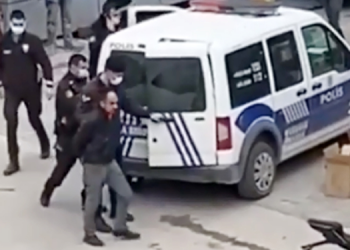 16 yaşındaki kızını boğazından bıçaklayan baba tutuklandı, ‘Öldürme kastım yoktu’ dedi