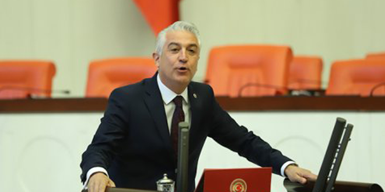 CHP Milletvekili Teoman Sancar partisinden istifa etti CHP Milletvekili Teoman Sancar partisinden istifa etti