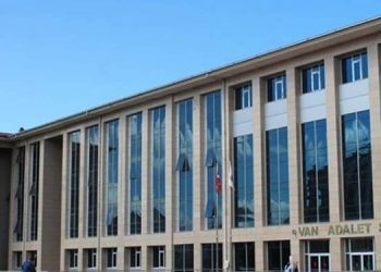 Cinsel istismar faili erkeğin duruşması ertelendi