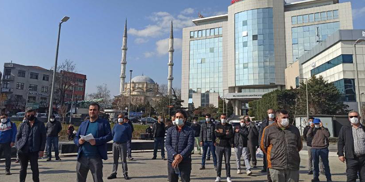 Bayrampaşa’da belediye işçilerinden eylem Bayrampaşa’da belediye işçilerinden eylem