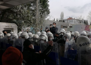 Boğaziçi’nde polis müdahalesi: 12 gözaltı