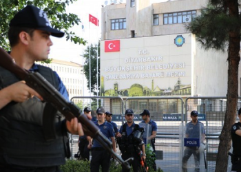 Kayyım işçilerin yemek ücretlerini 3 aydır ödemiyor