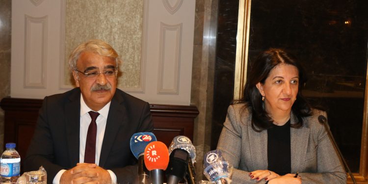 Buldan ve Sancar: Parti kapatma krizleri derinleştirir Buldan ve Sancar: Parti kapatma krizleri derinleştirir