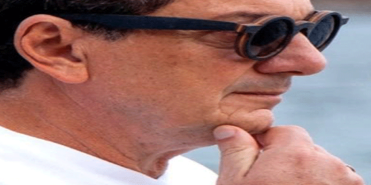 Vedat Milor’dan AKP’li Ayvatoğlu’na taş Vedat Milor’dan AKP’li Ayvatoğlu’na taş