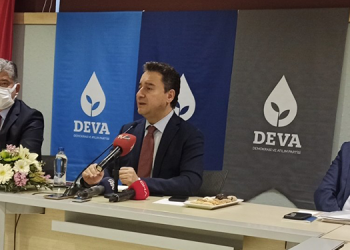 ‘Kürt sorununda çözüm istenmiyor’
