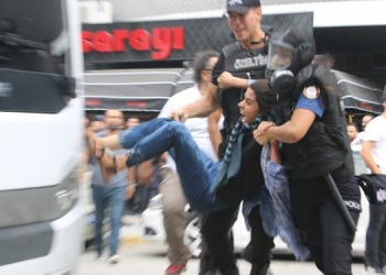 Bin 571 gündür süren yasağa karşı bireysel dava