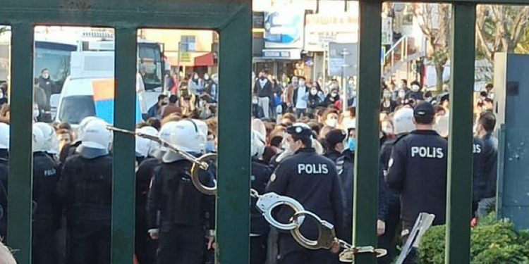 Boğaziçi protestoları için komisyon önerisi Boğaziçi protestoları için komisyon önerisi