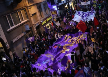 Gözaltına alınan kadınlar adliyeye çıkarılacak