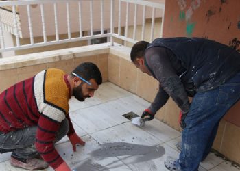 İnşaatta 13 saat çalışan işçiler: Geçinemiyoruz