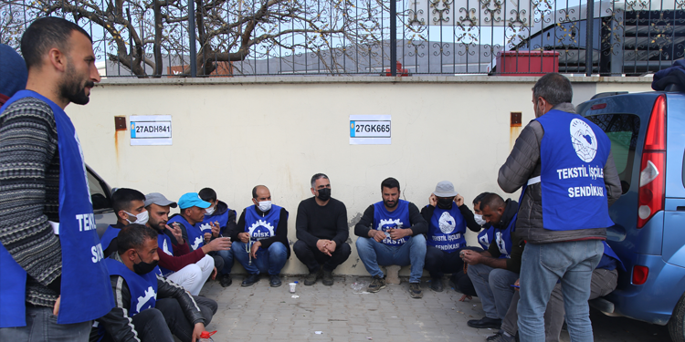 İşlerine dönmek için nöbetteler İşlerine dönmek için nöbetteler