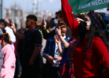 Kadınlar Newroz’da seslendi: Vazgeçmeyeceğiz