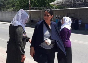 Polis kolunu kırdı, savcı fezleke hazırladı