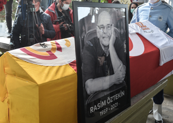 Rasim Öztekin son yolculuğuna uğurlandı