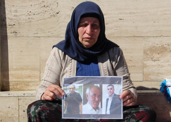 Şenyaşarlar ile görüşmeyen savcı, adliye bahçesini yasakladı