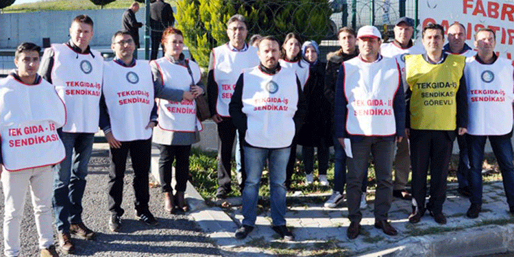 Adkotürk fabrikasında direniş Adkotürk fabrikasında direniş