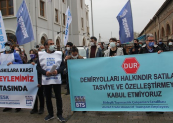 BTS’nin oturma eylemi 13’üncü haftasında