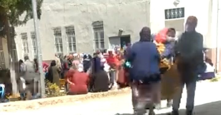 Patates dağıtımı, salgın tedbirlerini ortadan kaldırdı
