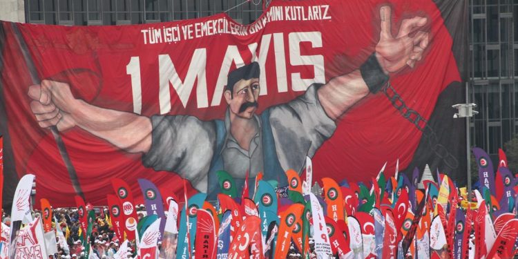 Siyasi parti ve DKÖ temsilcileri: 1 Mayıs yasaklarını tanımıyoruz Siyasi parti ve DKÖ temsilcileri: 1 Mayıs yasaklarını tanımıyoruz