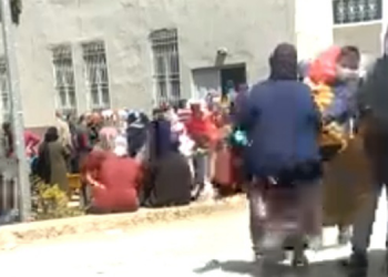 Patates dağıtımı, salgın tedbirlerini ortadan kaldırdı