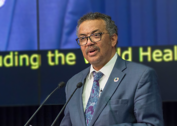 DSÖ: Çocukları aşılamak yerine elinizdeki dozları yoksul ülkeler için bağışlayın