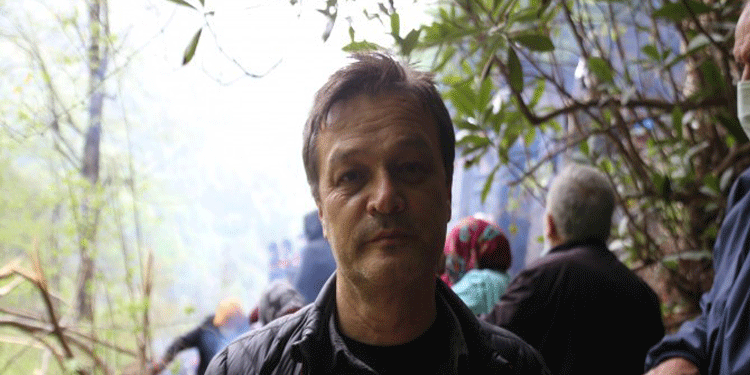 Avukat Okumuşoğlu: Ağaçlar kesilmeden taleplerimiz karşılansın Avukat Okumuşoğlu: Ağaçlar kesilmeden taleplerimiz karşılansın