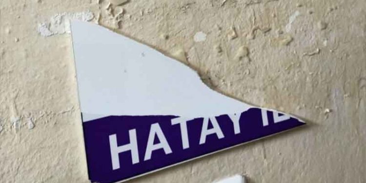 ‘Şehit haberlerine’ sinirlenip, HDP tabelasına zarar vermiş!