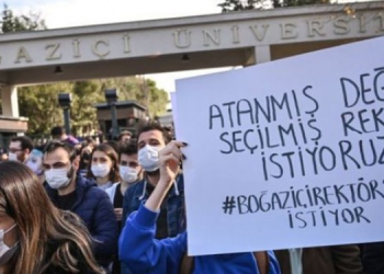 Boğaziçi Üniversitesi Rektörü İnci, görevden aldığı dekanın yerine kendini atadı