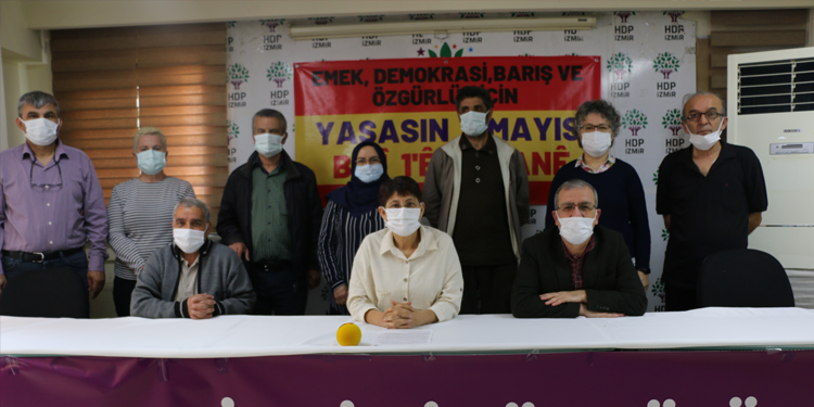 HDP İzmir İl Örgütü’nden 1 Mayıs çağrısı HDP İzmir İl Örgütü’nden 1 Mayıs çağrısı