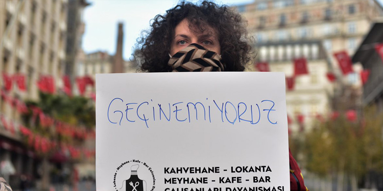 Kafe çalışanları: Ne salgından ne de açlıktan ölmek istemiyoruz Kafe çalışanları: Ne salgından ne de açlıktan ölmek istemiyoruz