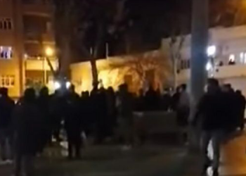 Mahalleli AKP’li Başkanı istifaya çağırdı