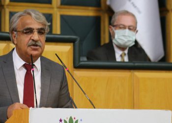 Mithat Sancar: İktidarın seçim hesabı duvarımıza çarpacak