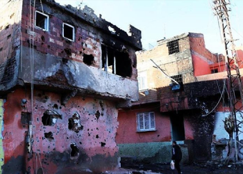 Ekonomist Pelda: Türkiye ekonomisini Kürt karşıtı savaşta tüketti