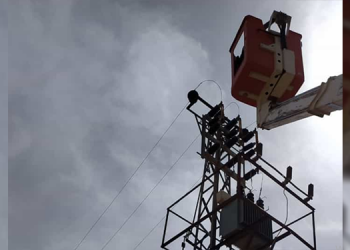 Viranşehir’de çiftçinin elektriği kesildi