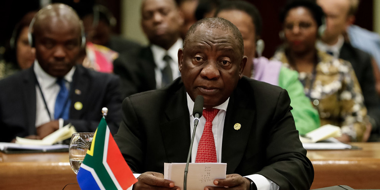 Güney Afrika Cumhurbaşkanı: Zengin ülkeler aşılanırken, yoksul ülkeler savunmasız durumda Güney Afrika Cumhurbaşkanı: Zengin ülkeler aşılanırken, yoksul ülkeler savunmasız durumda