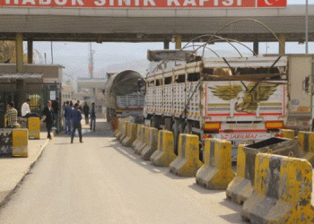 Tır şoförleri ağır vergilerin düşürülmesini istiyor