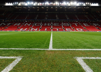 Old Trafford baskını: Manchester United-Liverpool maçı ertelendi