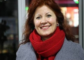 ‘İktidar anadilde eğitimi görmezden geliyor’