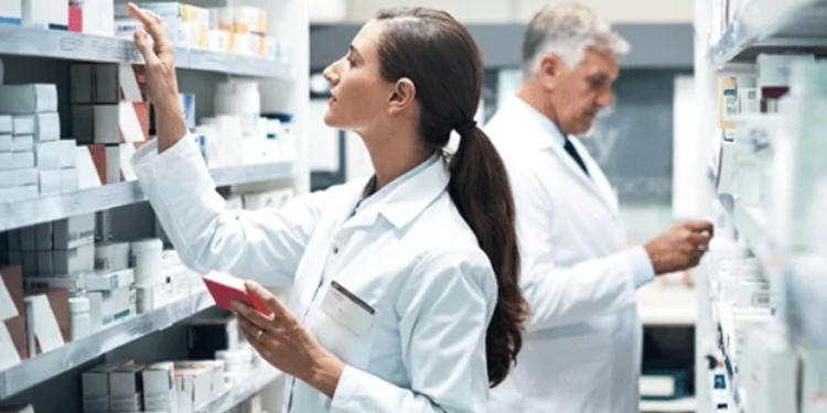 Türk Eczacıları Birliği Başkanı Çolak: Aşılanan gruba stajyer eczacılar da eklenmeli Türk Eczacıları Birliği Başkanı Çolak: Aşılanan gruba stajyer eczacılar da eklenmeli