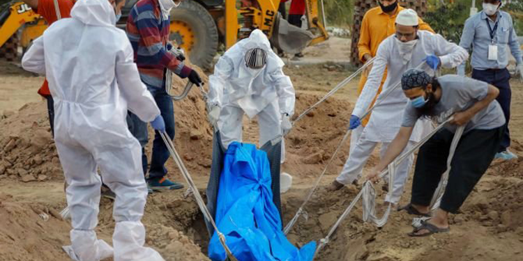 Hindistan’da koronavirüs kaynaklı ölüm tablosunda yeni rekor Hindistan’da koronavirüs kaynaklı ölüm tablosunda yeni rekor