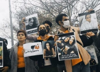 Gözetim altında tutulan mülteciler serbest