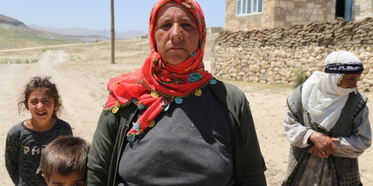 Kaymakamdan mermer ocağına direnen köylülere tehdit Kaymakamdan mermer ocağına direnen köylülere tehdit