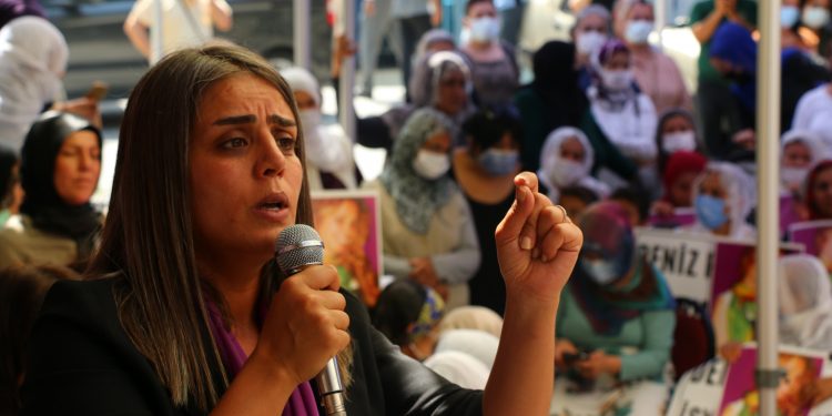 Başaran’dan Bahçeli’ye yanıt: Deniz Poyraz bizleriz