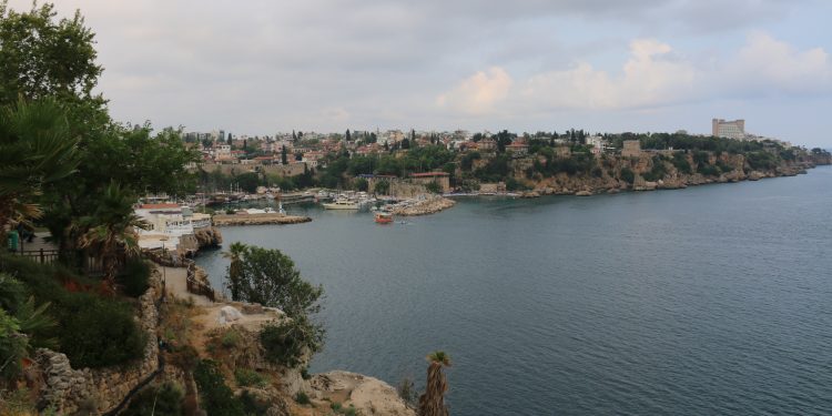 Av. Şahin: Falezlere imar izni kararı usulsüzdür