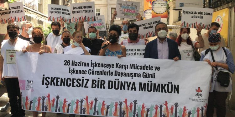 İHD ve TİHV: ‘İşkenceye sıfır tolerans’ sözü koca bir yalan