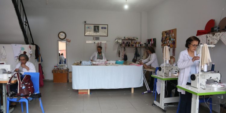 Kadınlar Emek Evi’nde üretime katılıyor